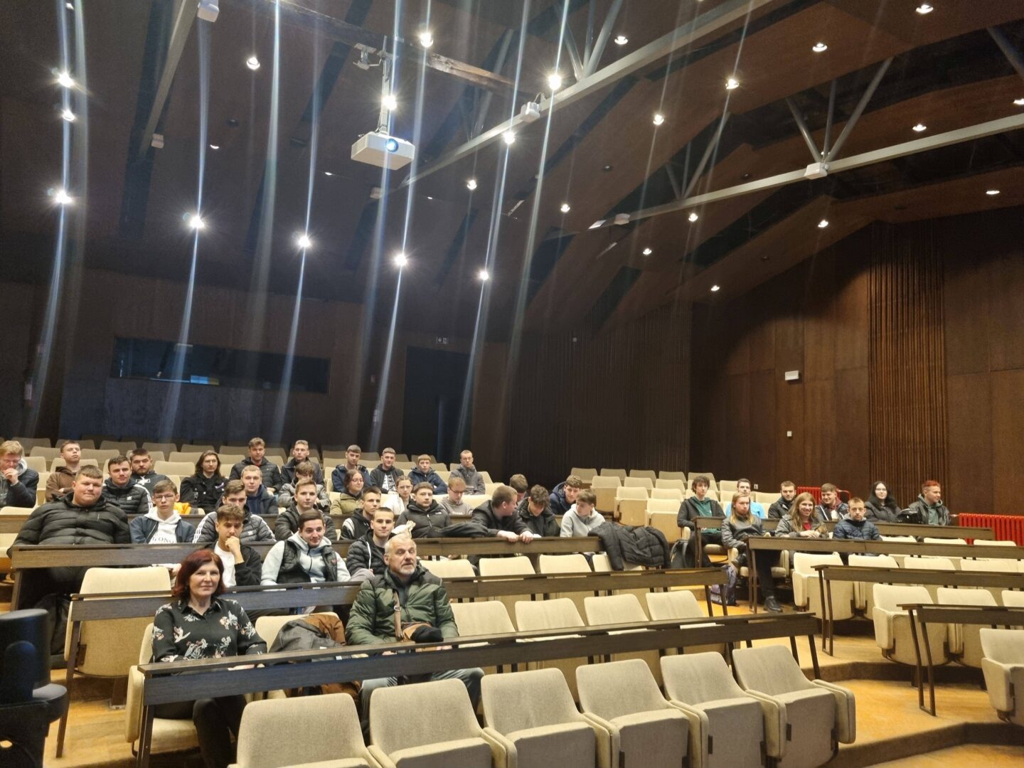 APIS-IT_Učenici i mi_1